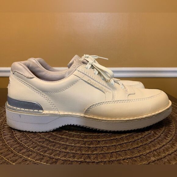 Women's Rockport W2314 Beige Pro-Walkers Vibram Leather Walking Shoes Size 7 EUC - Picture 1 of 11